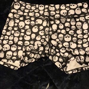 Rutina Skull shorts 5.0